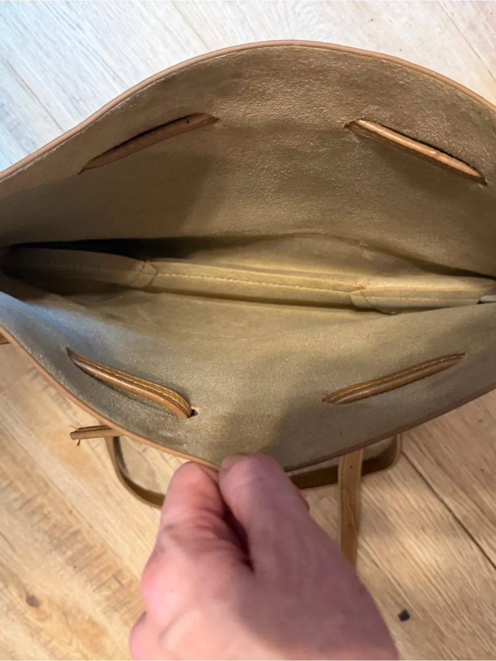 Tan Crossbody Shoulder/hobo Bag with Knot Detail
